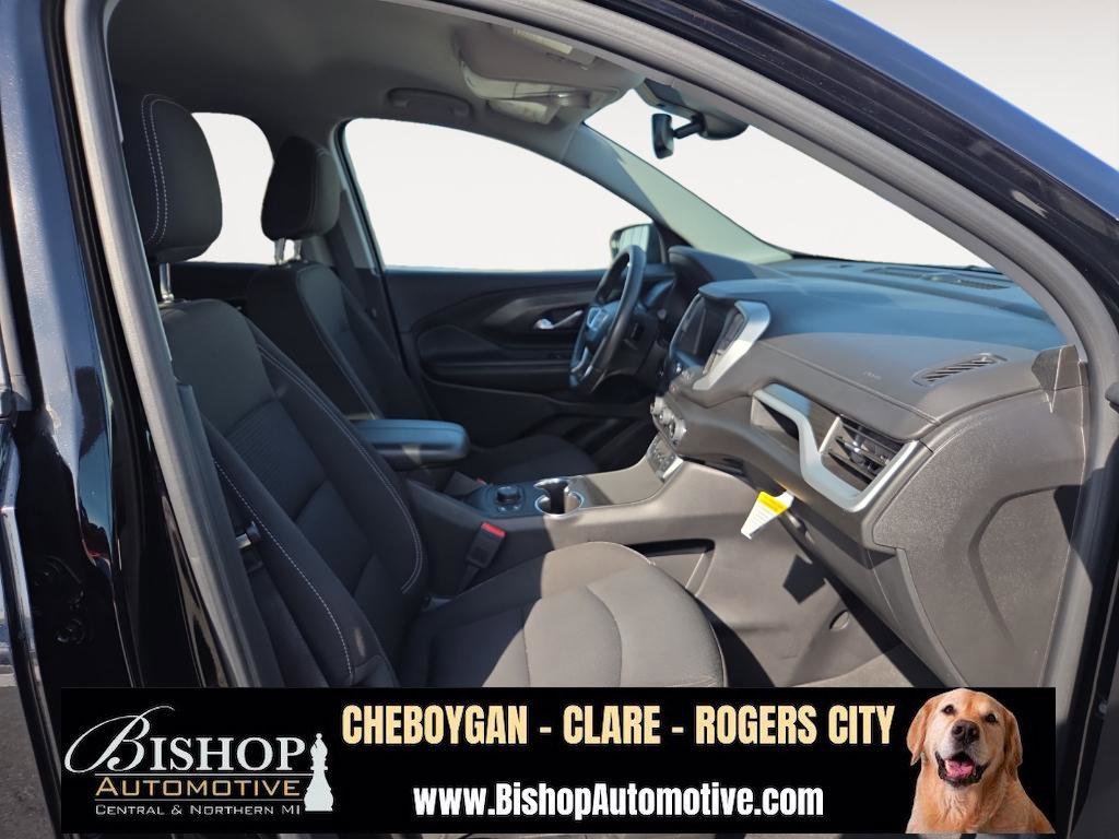 Used 2024 GMC Terrain SLE w/ Driver Convenience Package image 28