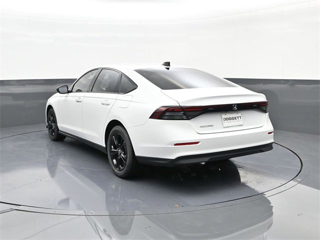 New 2025 Honda Accord SE image 8