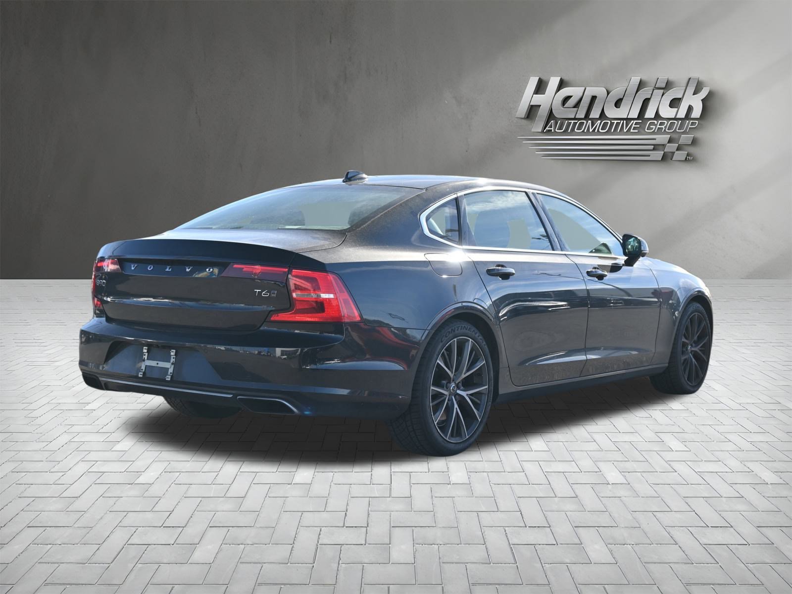 Used 2018 Volvo S90 T6 Momentum w/ Convenience Package image 10