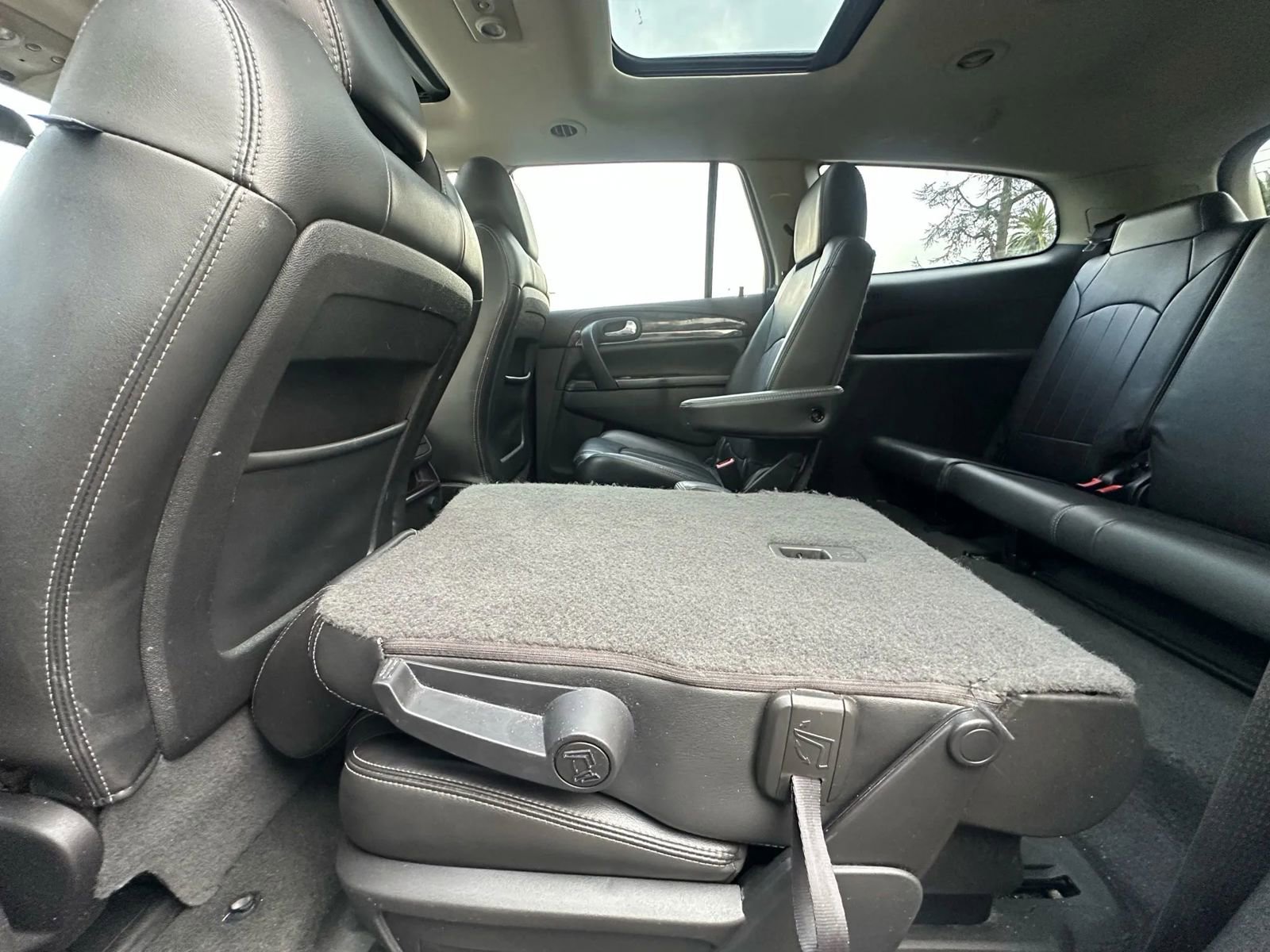 Used 2017 Buick Enclave Leather image 11