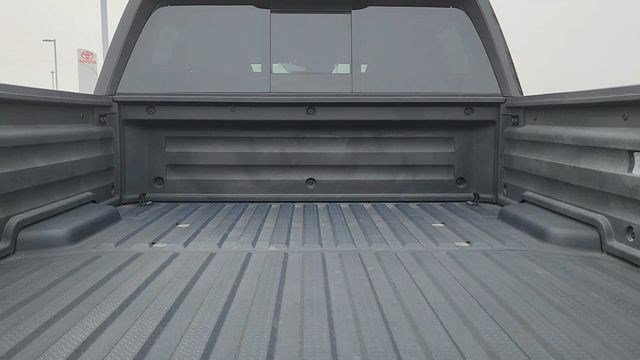 Used 2025 Honda Ridgeline Black Edition image 20