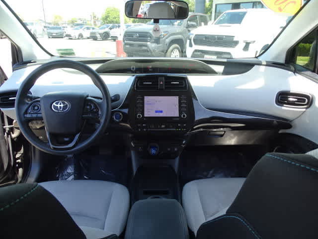 Used 2022 Toyota Prius LE FWD image 22