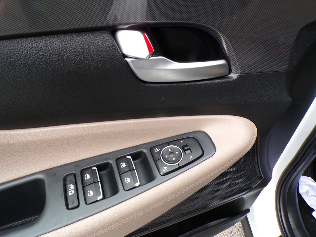 Used 2023 Hyundai Santa Fe SEL AWD/4WD image 23