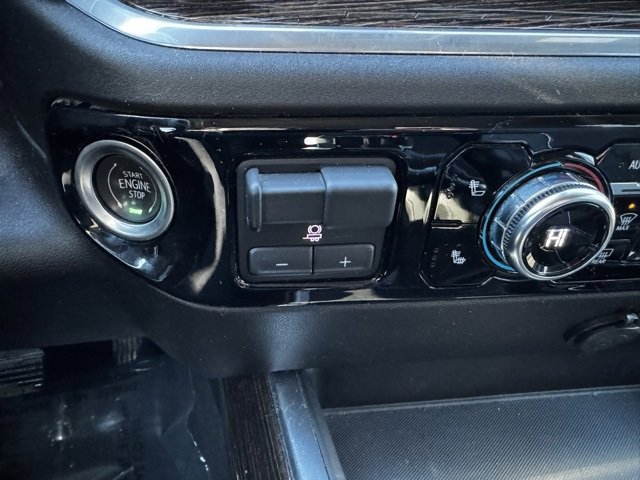 Certified 2022 GMC Sierra 1500 Elevation w/ Elevation Premium Package image 18