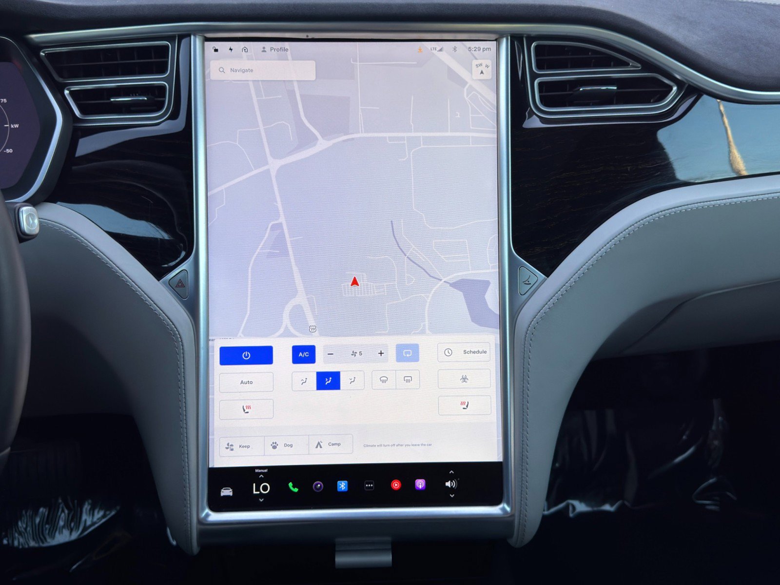 Used 2016 Tesla Model S 90D image 28