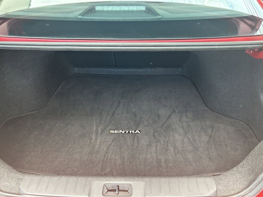 Used 2024 Nissan Sentra SV FWD image 19