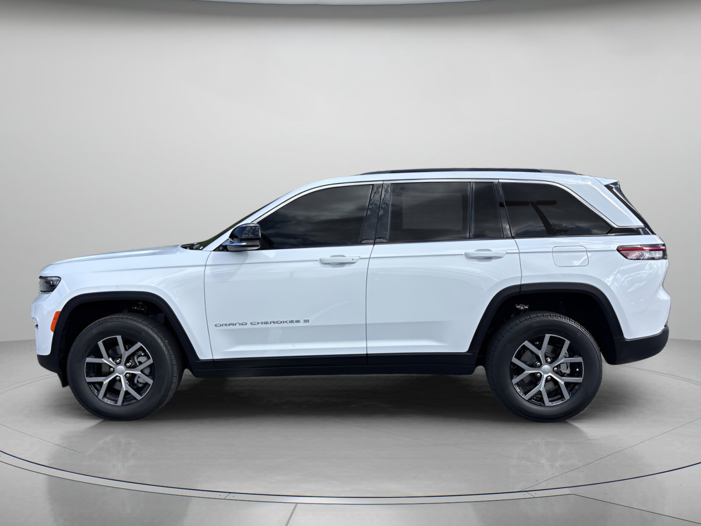 New 2025 Jeep Grand Cherokee Limited image 2