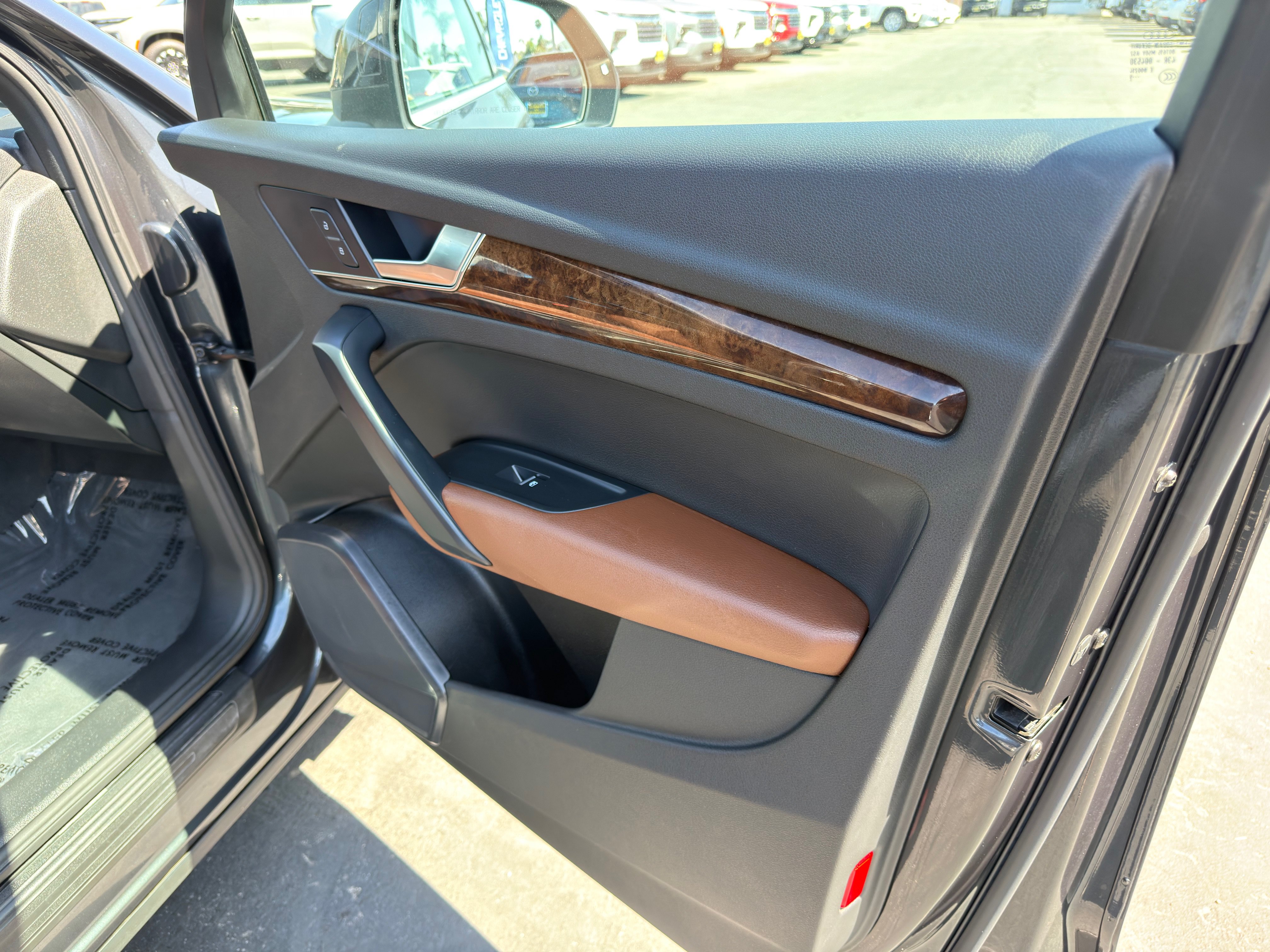 Used 2019 Audi Q5 2.0T Premium w/ Convenience Package AWD/4WD image 11