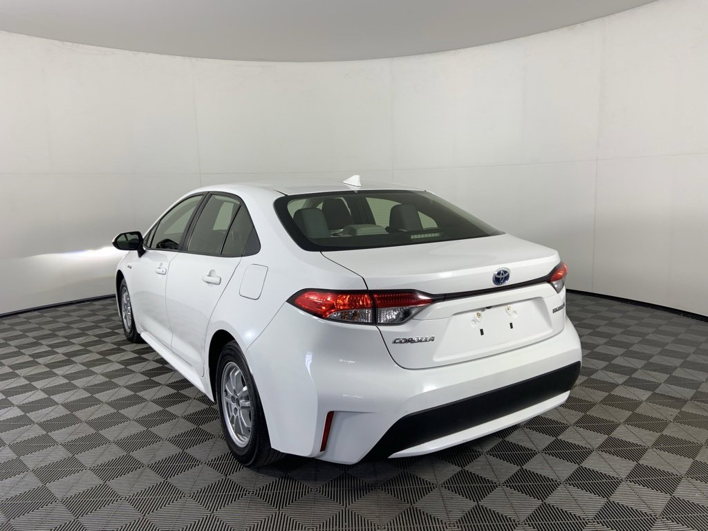 Used 2021 Toyota Corolla LE image 7