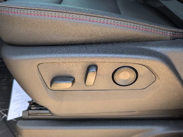 New 2026 Chevrolet Suburban RST w/ RST Capability Package image 17