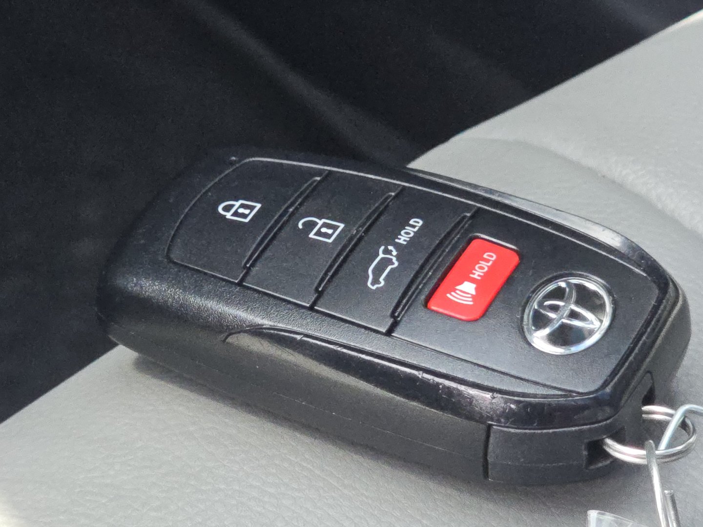 Used 2025 Toyota Highlander XLE AWD/4WD image 35