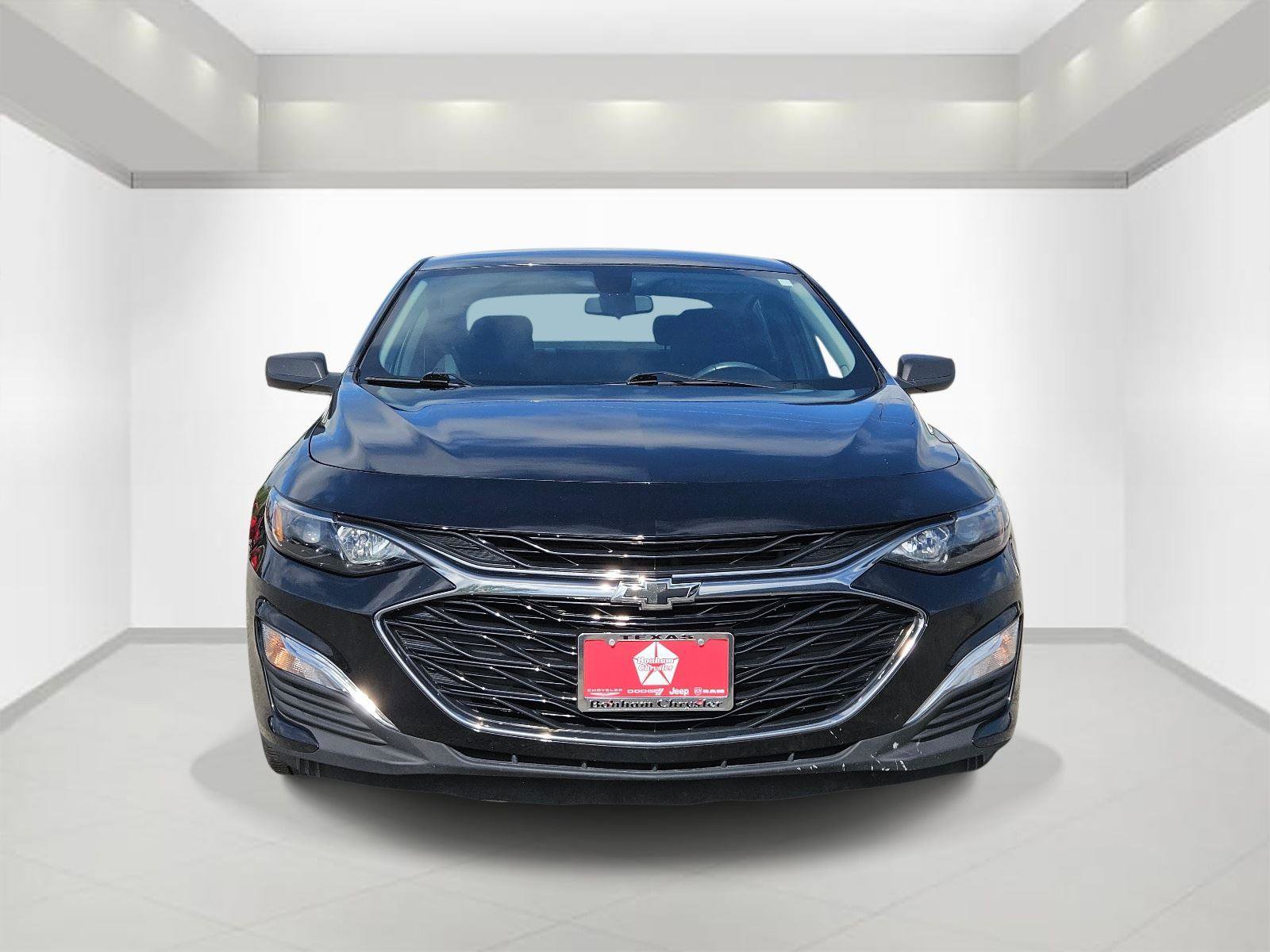 Used 2019 Chevrolet Malibu RS image 2