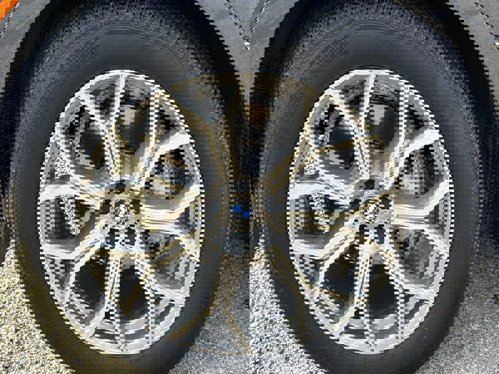 Used 2021 BMW X7 xDrive40i w/ Cold Weather Package image 11