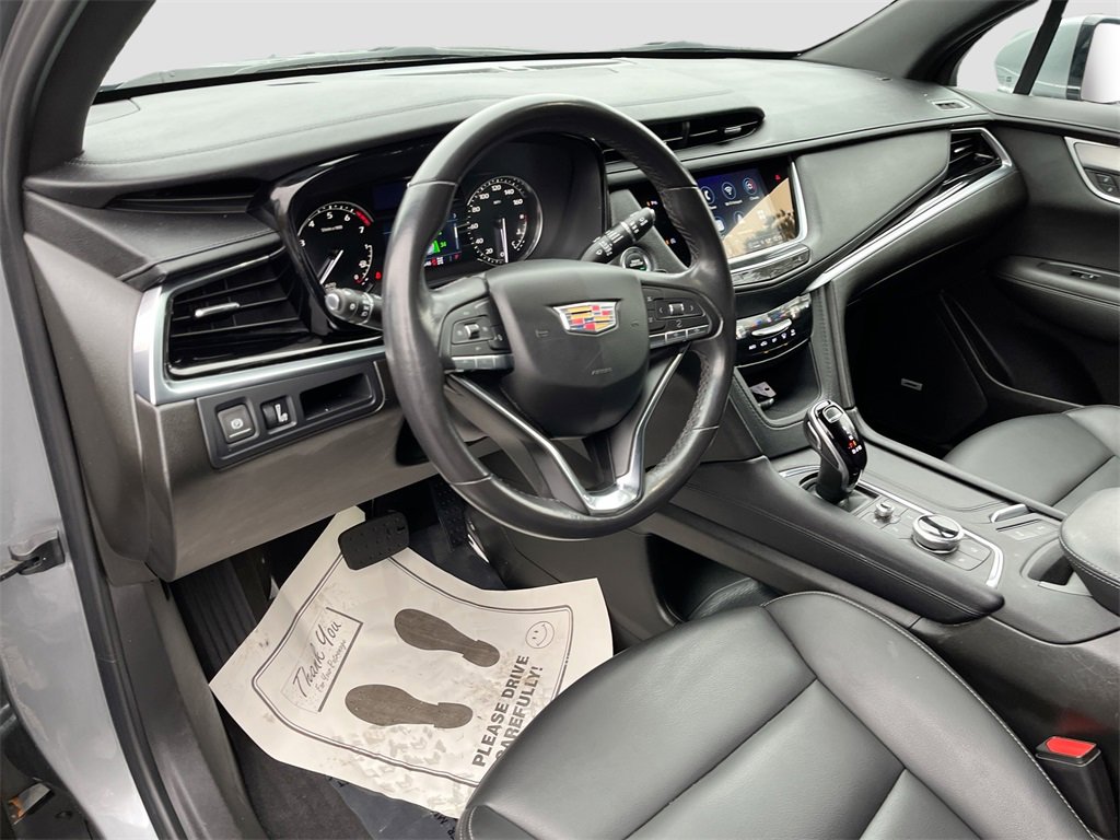 Certified 2024 Cadillac XT6 Luxury w/ LPO, Floor Liner Package image 9