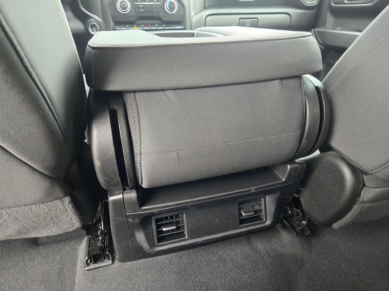 Used 2022 Chevrolet Silverado 1500 Custom image 11