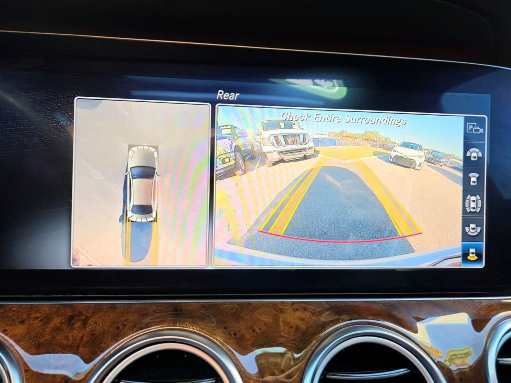 Used 2020 Mercedes-Benz E 450 4MATIC Sedan w/ Driver Assistance Package image 32