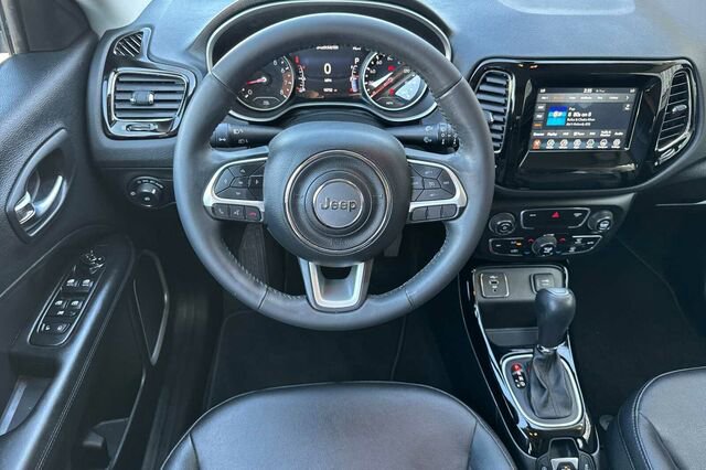 Used 2019 Jeep Compass Altitude image 11