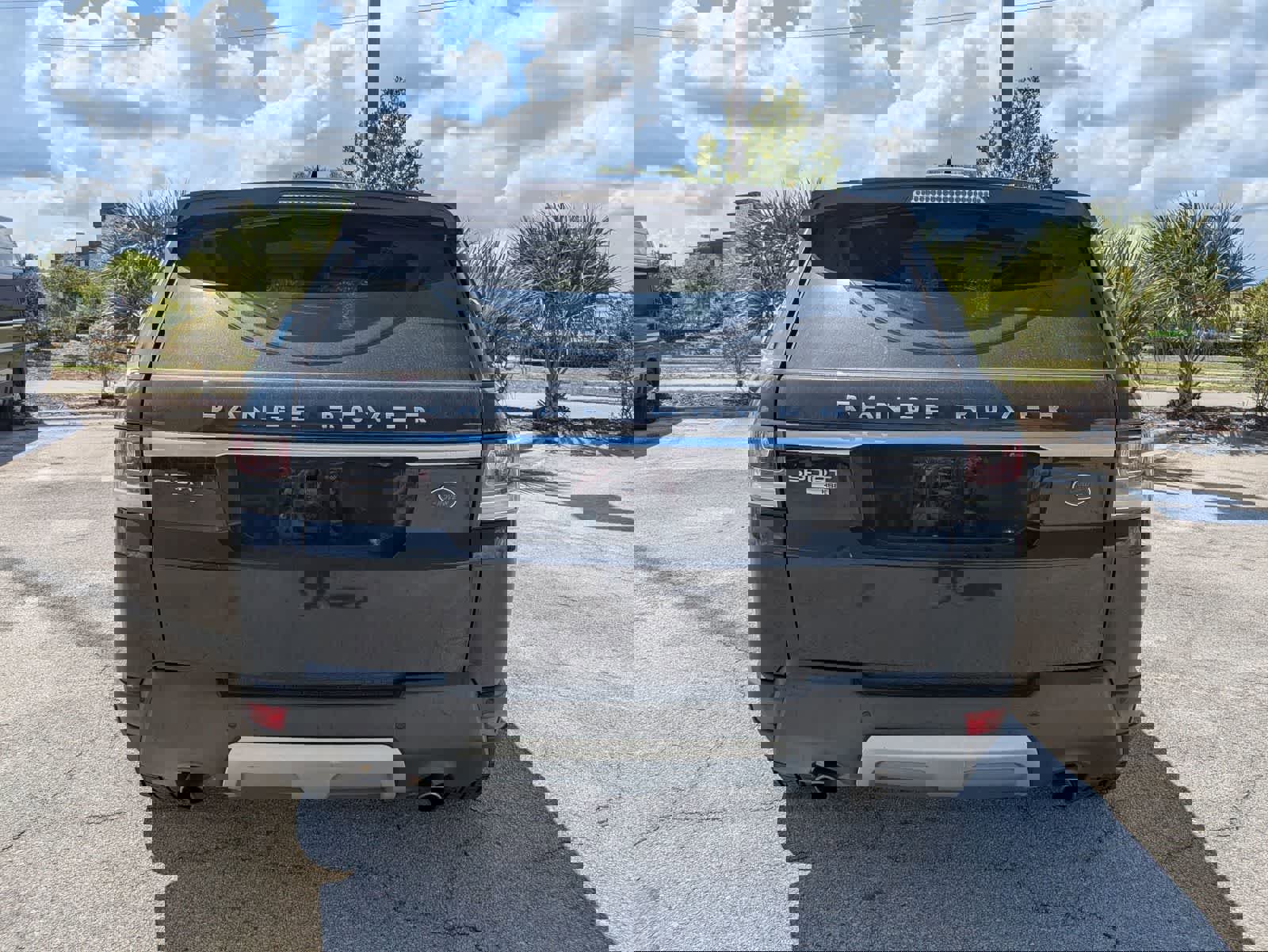 Used 2017 Land Rover Range Rover Sport HSE image 5