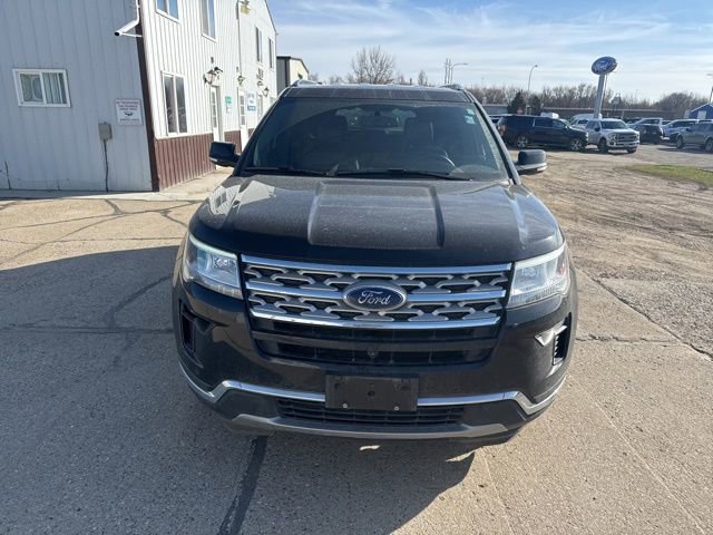 Used 2019 Ford Explorer Limited w/ Class III Trailer Tow Package image 2