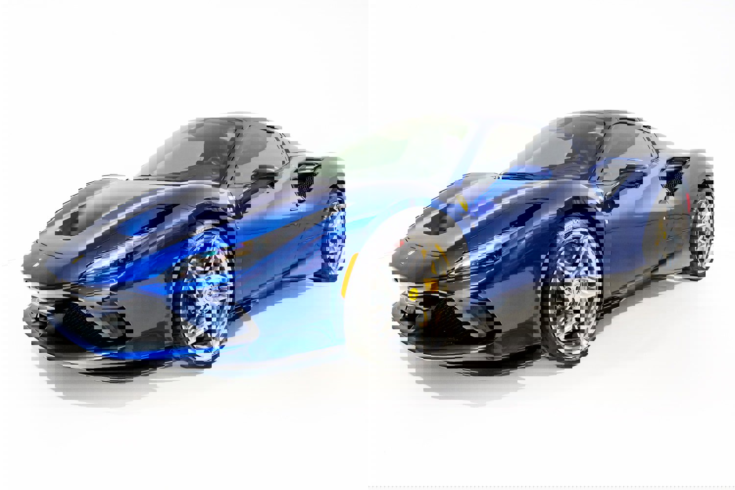 Used 2023 Ferrari F8 Tributo image 2