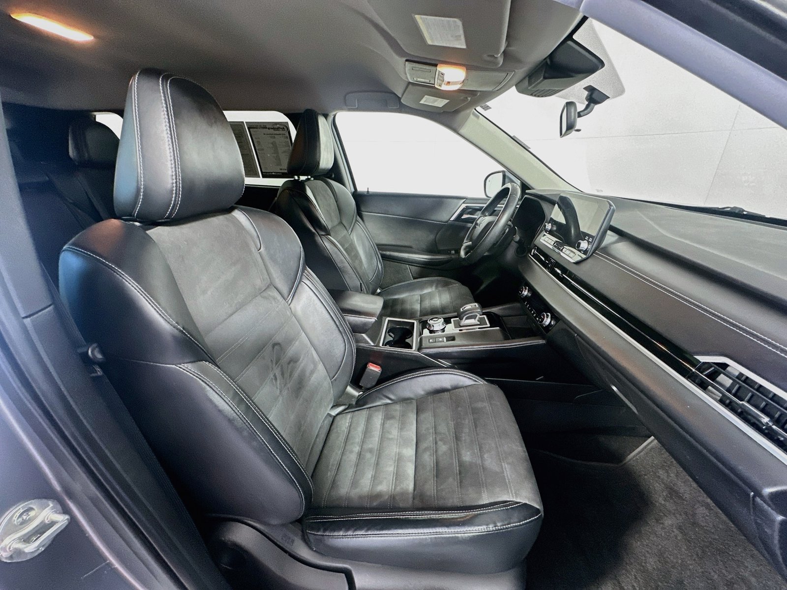 Used 2022 Mitsubishi Outlander SE AWD/4WD image 28