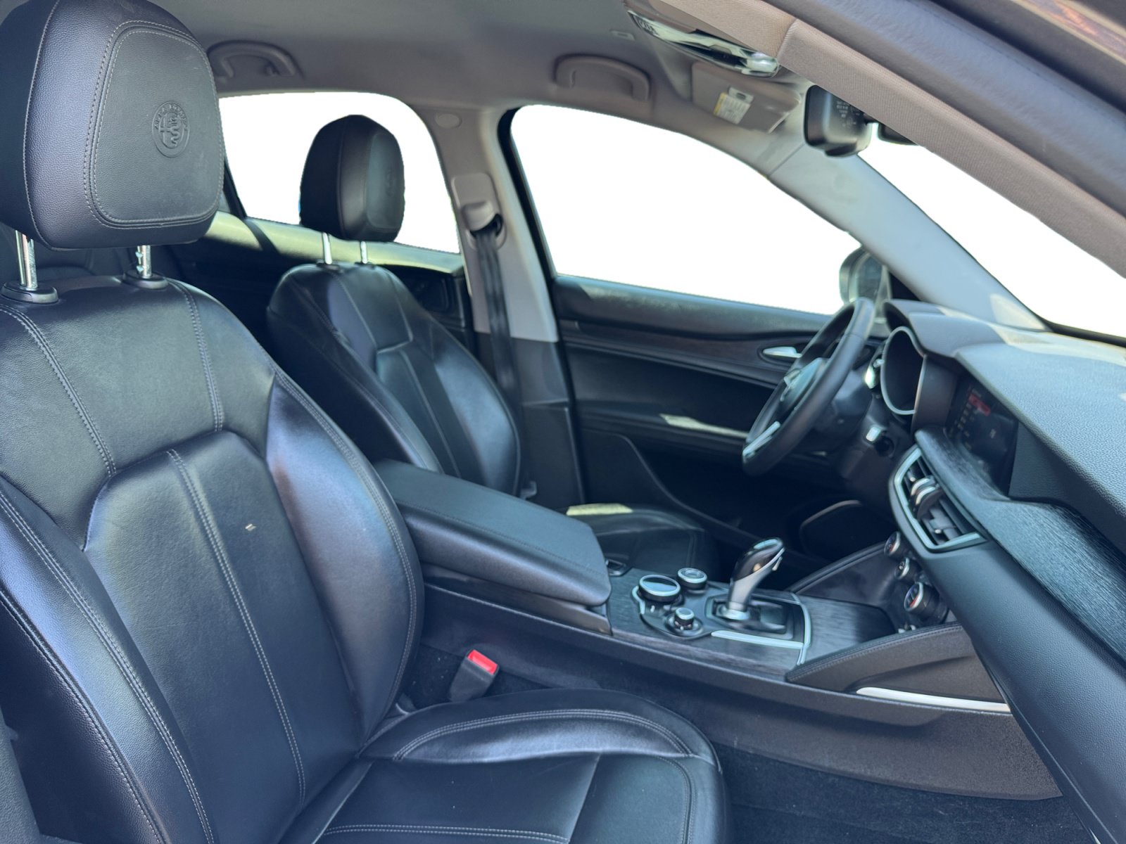 Used 2019 Alfa Romeo Stelvio RWD image 15