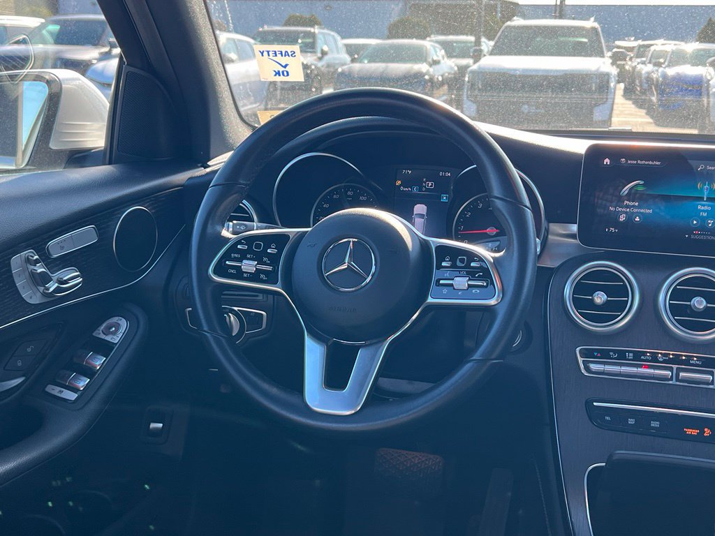 Used 2020 Mercedes-Benz GLC 300 4MATIC image 30