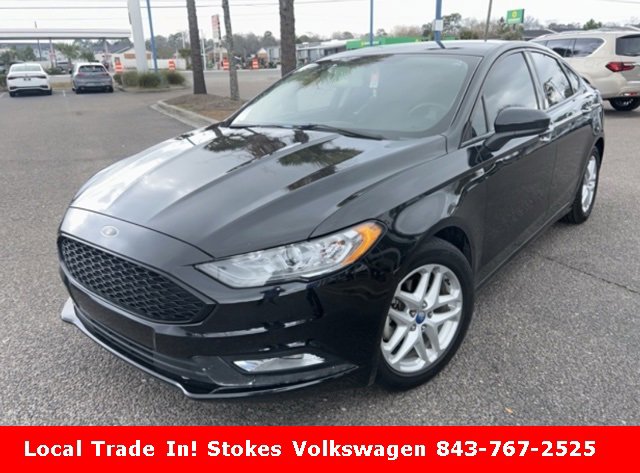 Used 2018 Ford Fusion SE w/ Equipment Group 201A image 2