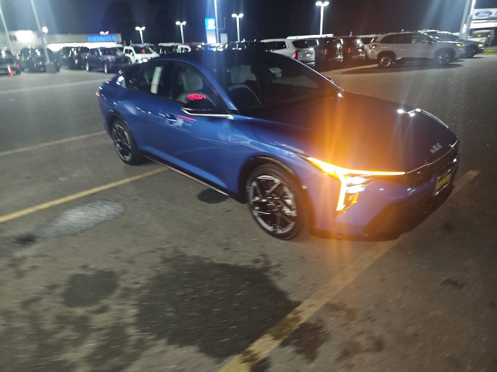 New 2025 Kia K4 GT-Line image 7