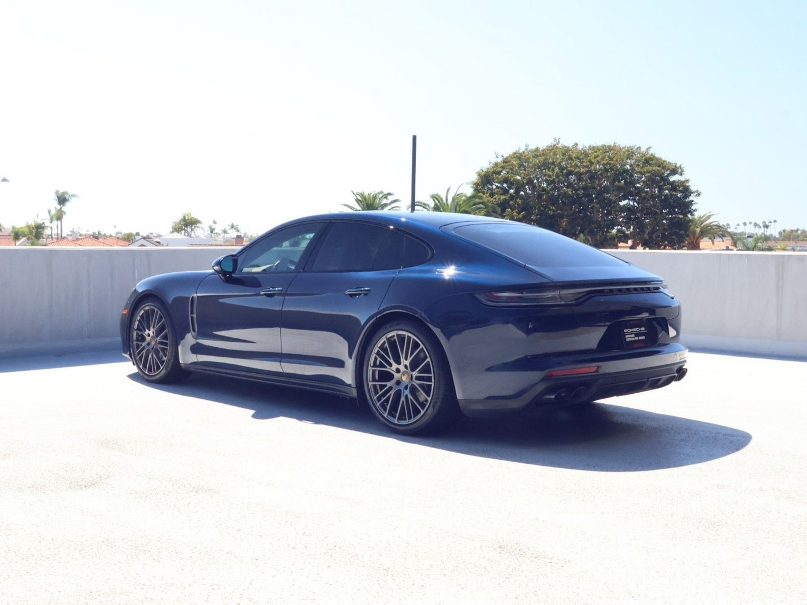 Certified 2023 Porsche Panamera Platinum Edition RWD image 3