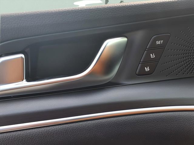 New 2026 Kia K5 GT w/ GT1 Package image 18