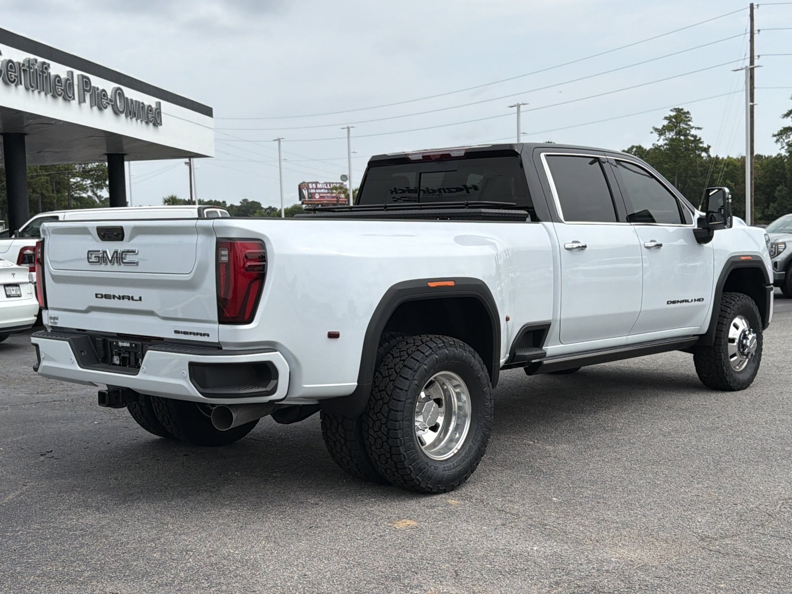 New 2026 GMC Sierra 3500 Denali Ultimate AWD/4WD image 12