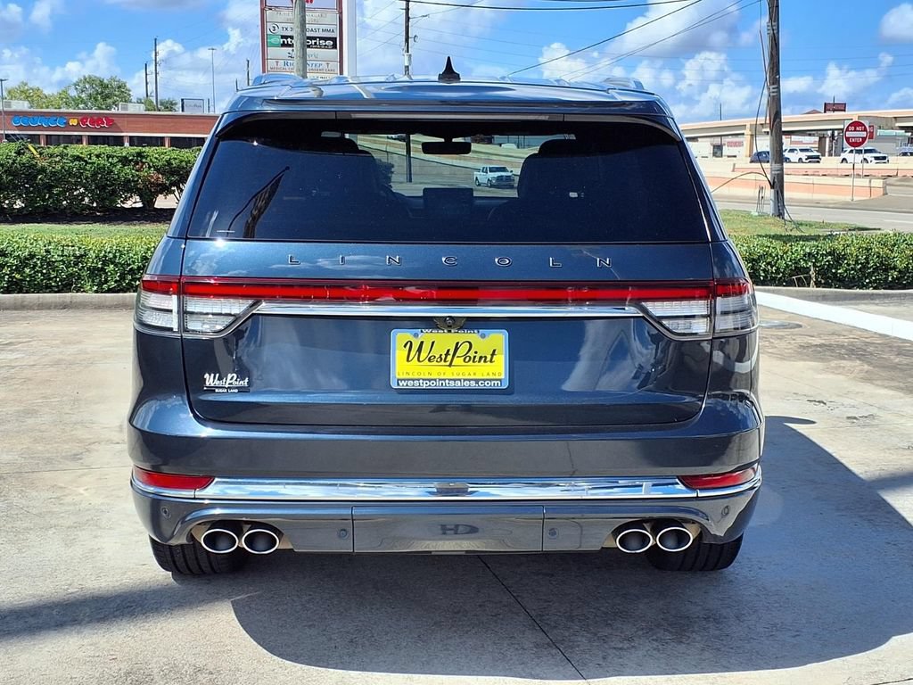 Certified 2023 Lincoln Aviator Black Label w/ Class IV Trailer Tow Package AWD/4WD image 5