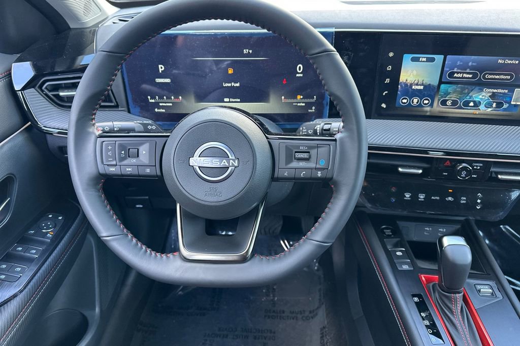 New 2025 Nissan Kicks SR w/ Illumination Package image 11