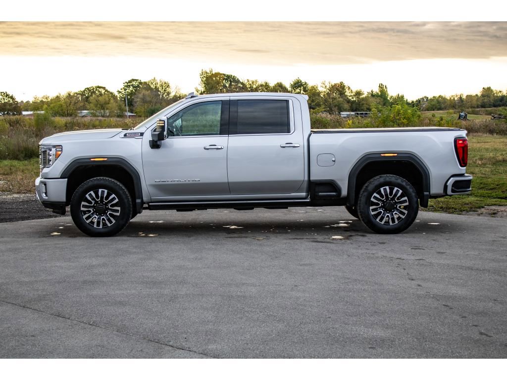 Used 2023 GMC Sierra 3500 Denali w/ Denali Ultimate Package image 4