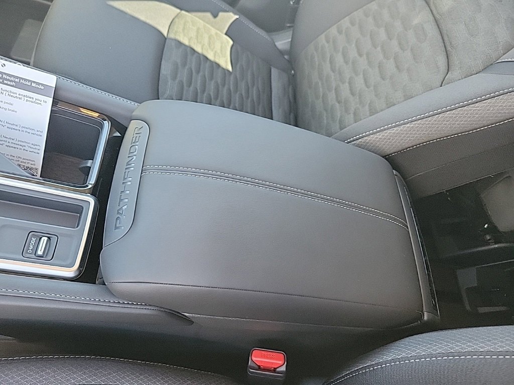 New 2025 Nissan Pathfinder SV w/ Cargo Package image 30
