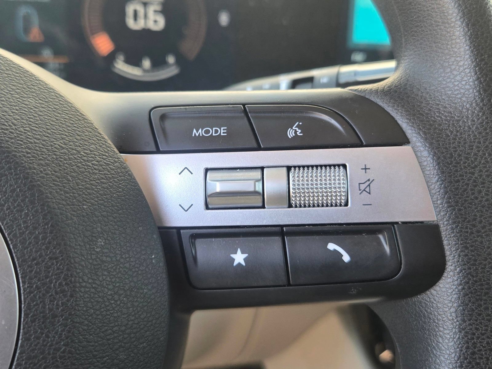 Used 2025 Hyundai Tucson SEL FWD image 18