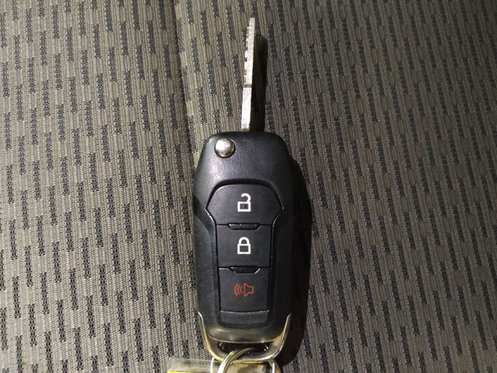 Used 2015 Ford F150 XLT image 32