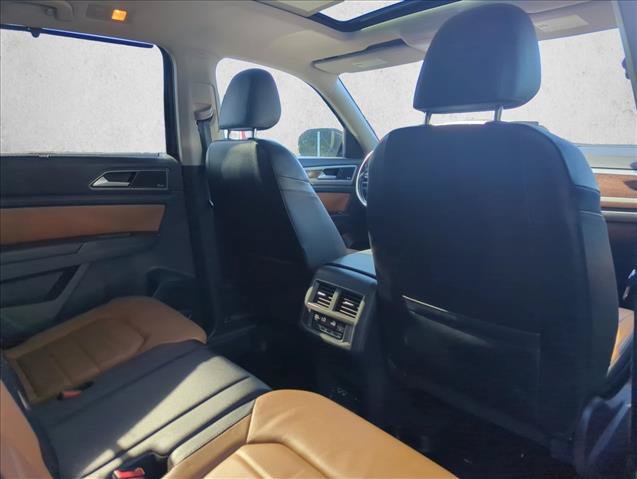 Used 2018 Volkswagen Atlas SEL Premium AWD/4WD image 30