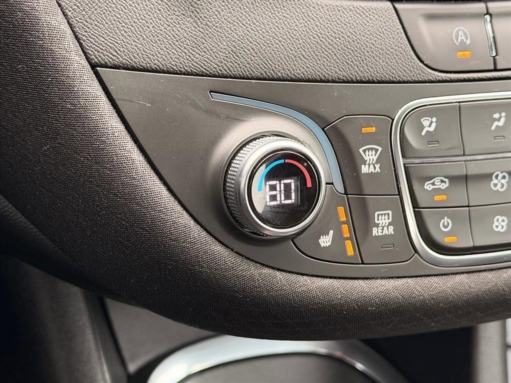 Used 2022 Chevrolet Malibu LT image 20