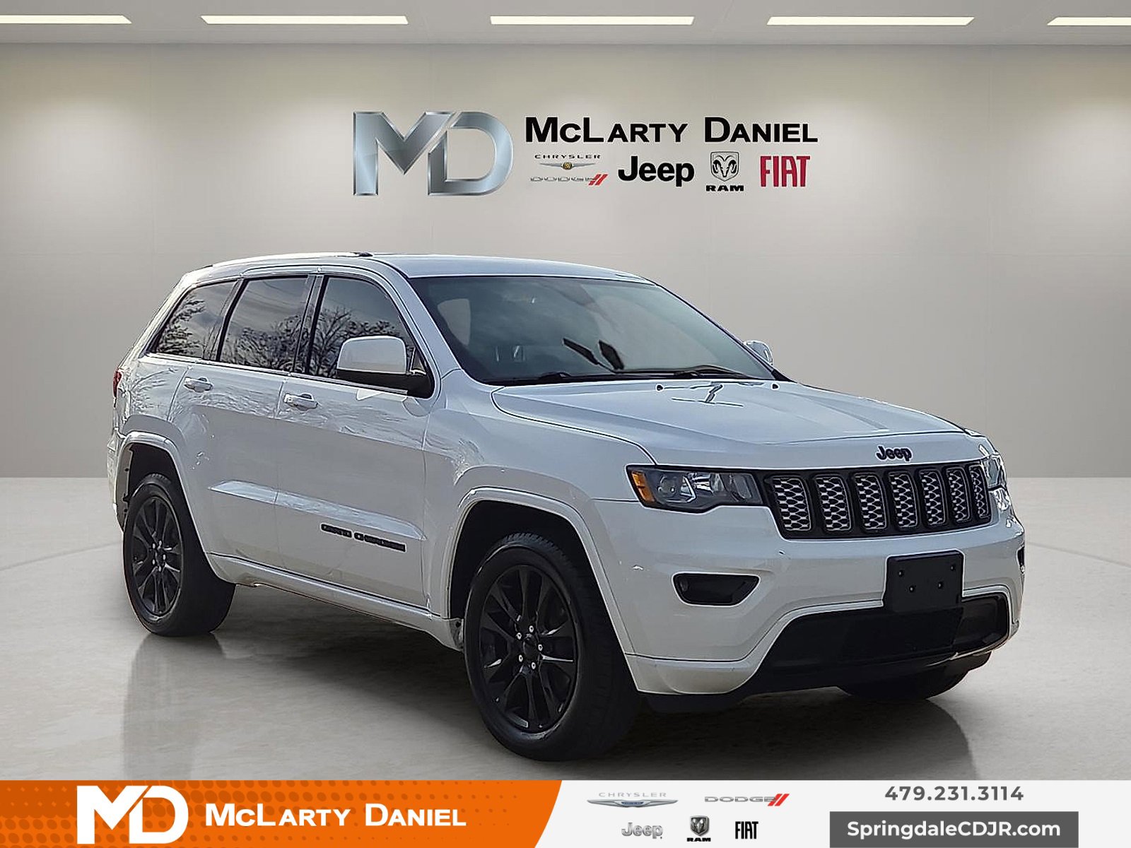 Used 2018 Jeep Grand Cherokee Altitude