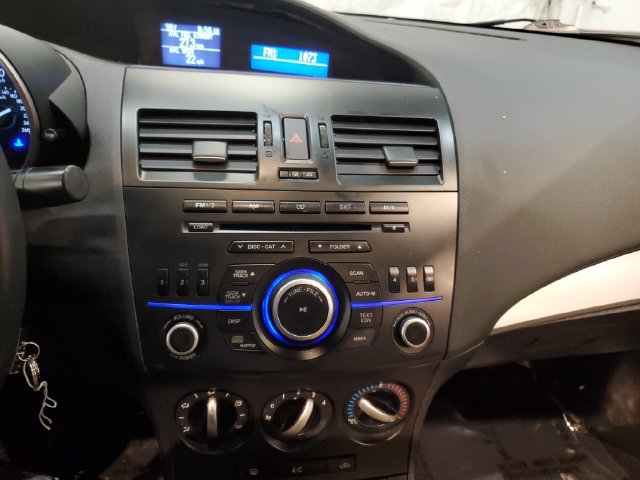 Used 2012 MAZDA MAZDA3 i Touring FWD image 19