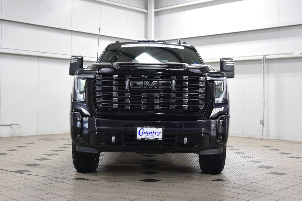 Used 2026 GMC Sierra 2500 Denali Ultimate w/ Max Trailering Package AWD/4WD image 2