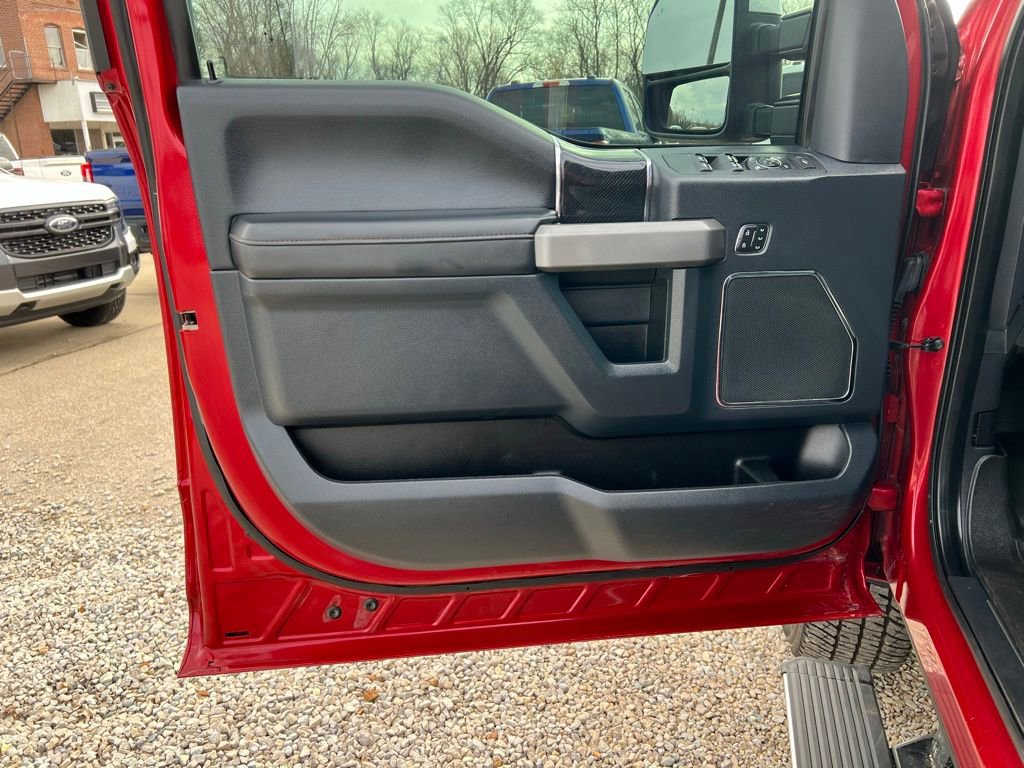 Used 2022 Ford F250 Platinum w/ FX4 Off-Road Package image 10