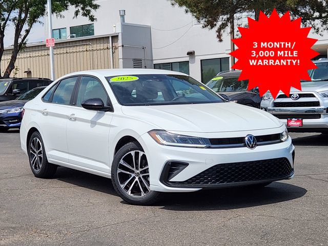 Used 2025 Volkswagen Jetta Sport FWD image 1