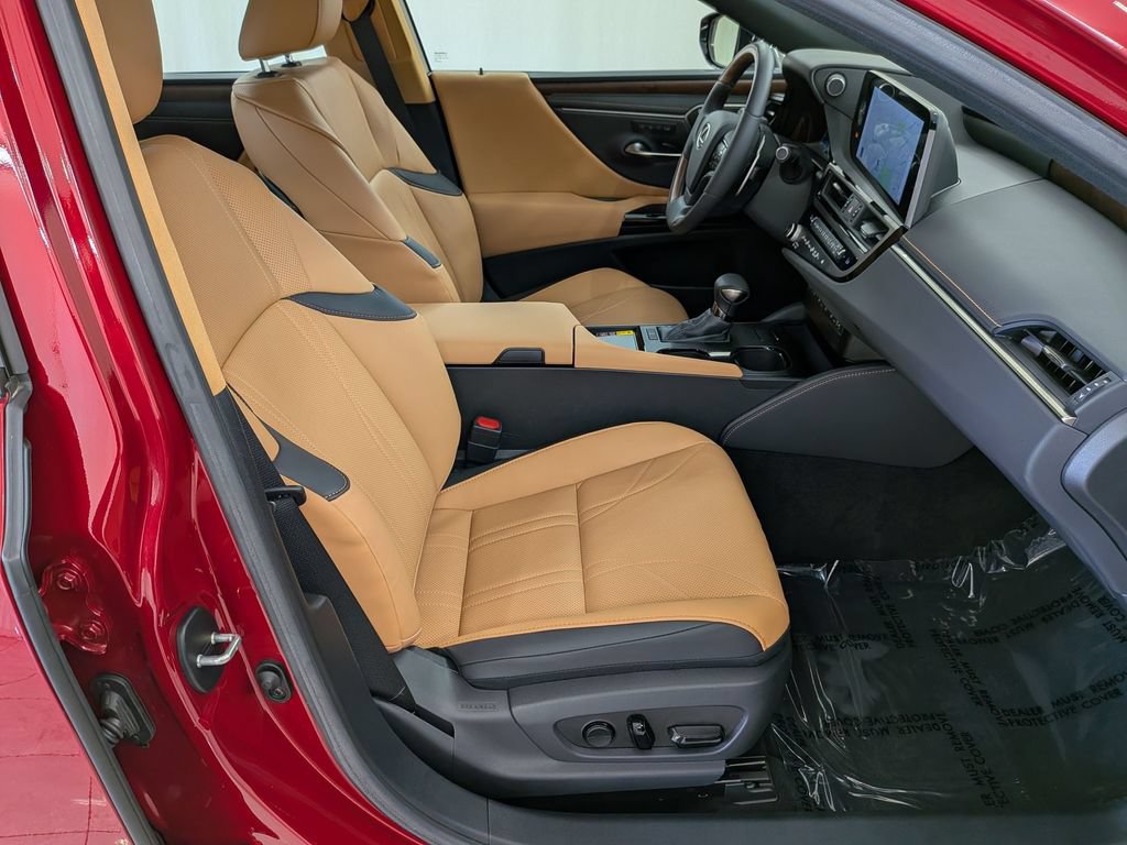 Certified 2025 Lexus ES 350 w/ Accessory Package (Z2) FWD image 36