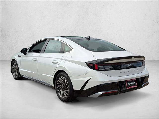 Used 2025 Hyundai Sonata Limited image 8