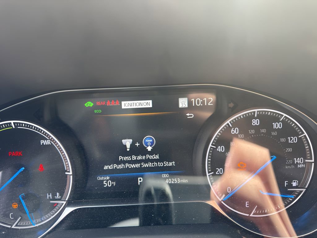 Used 2021 Toyota Venza XLE w/ Softex Package image 9