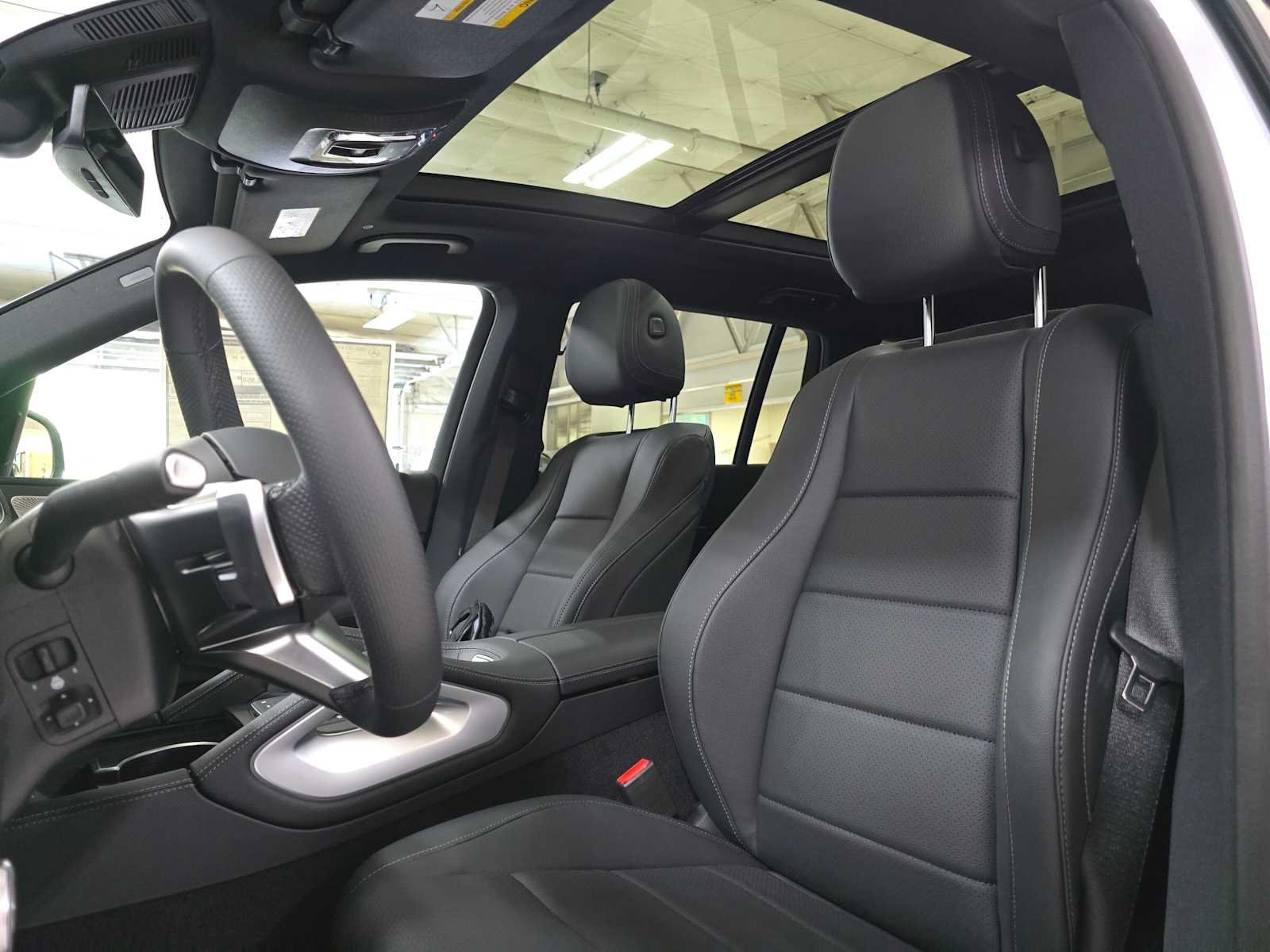 Used 2026 Mercedes-Benz GLS 450 4MATIC image 21