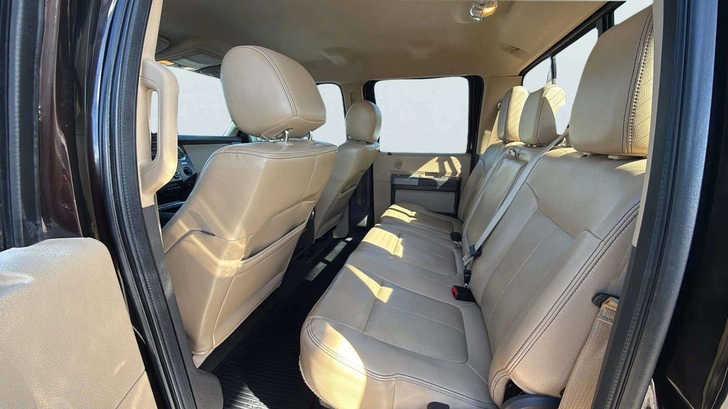 Used 2013 Ford F250 Lariat w/ Lariat Interior Pkg image 15